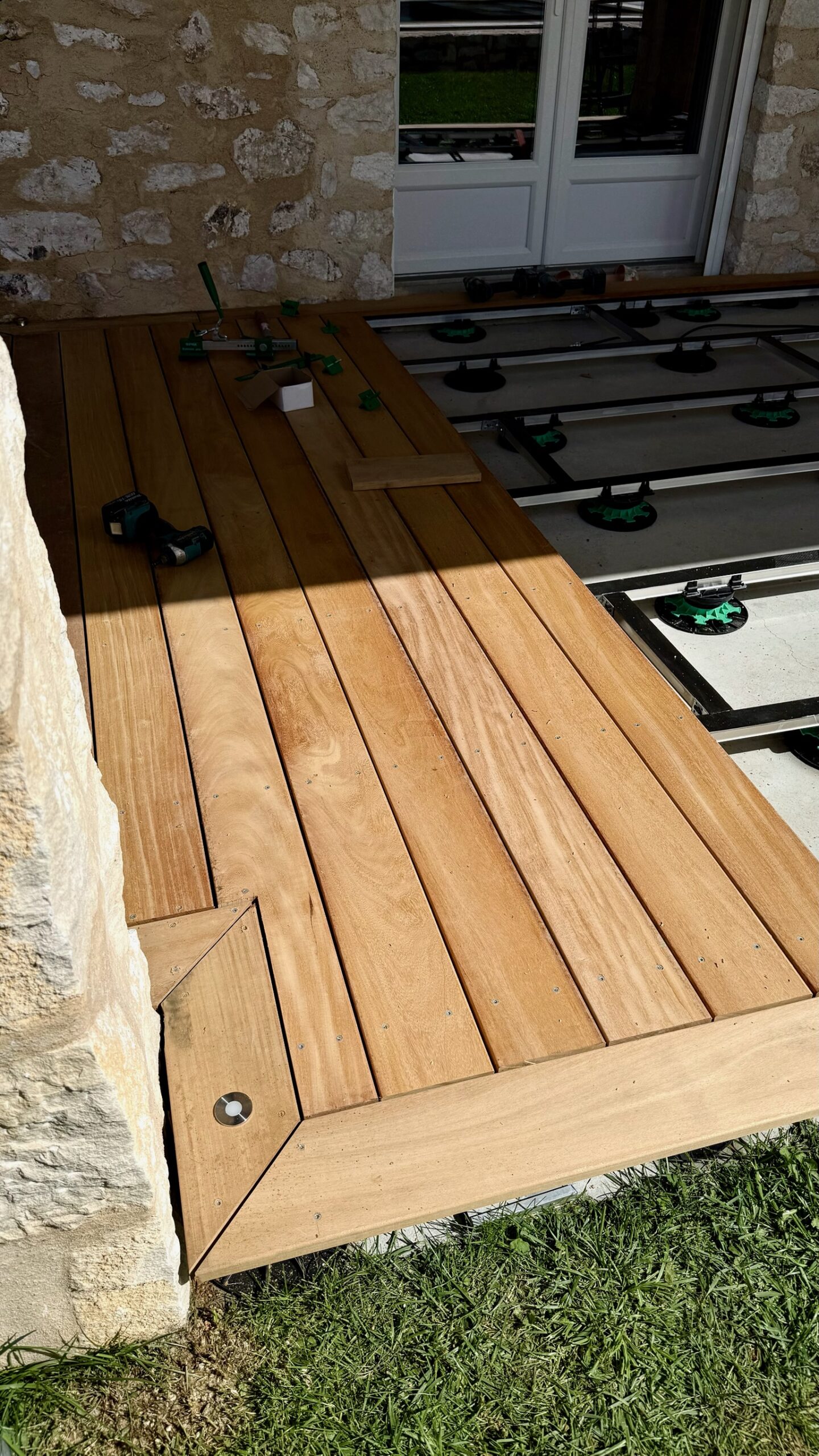 4E06A5F7-69C8-42F7-BFBF-C1A061B219FF